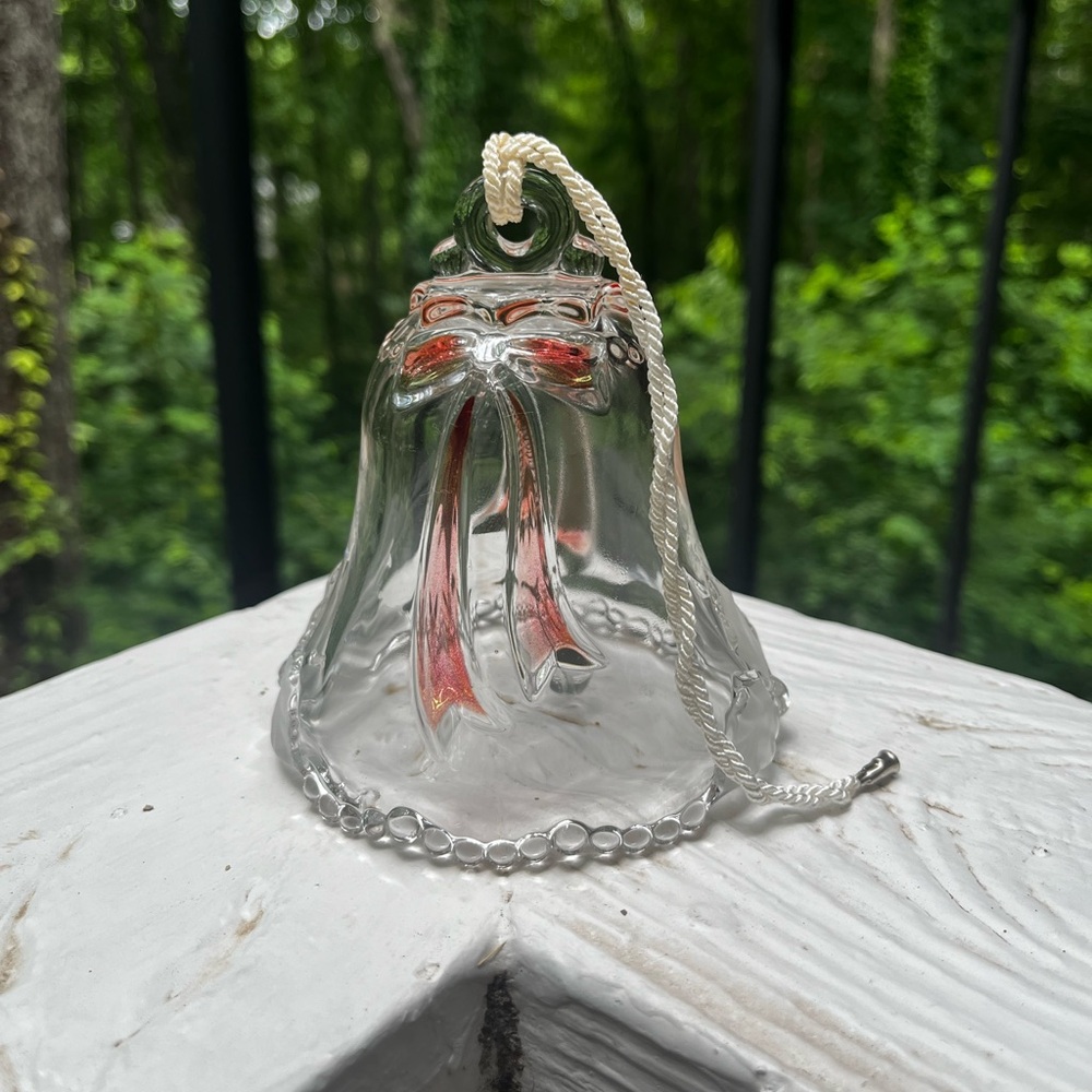 Mikasa Clear Christmas Red Bow w/ Frosted Leaves Bell